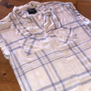 Short sleeved button down top, plaid, linen feel